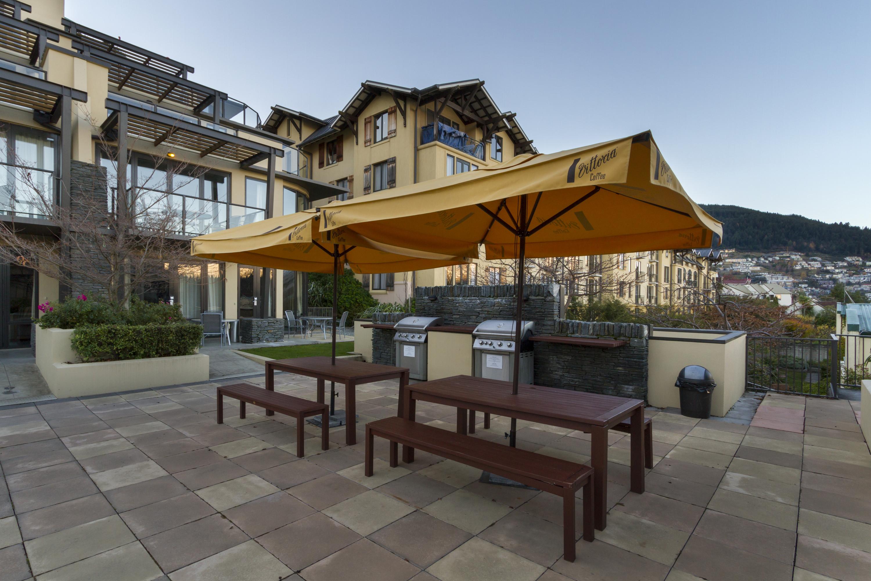 Peppers Beacon Aparthotel Queenstown Exterior photo