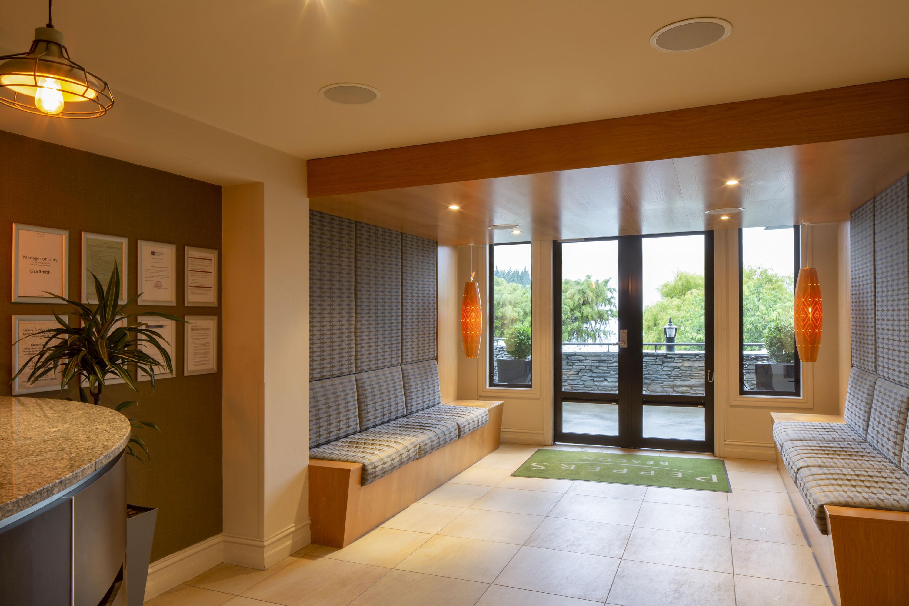 Peppers Beacon Aparthotel Queenstown Exterior photo